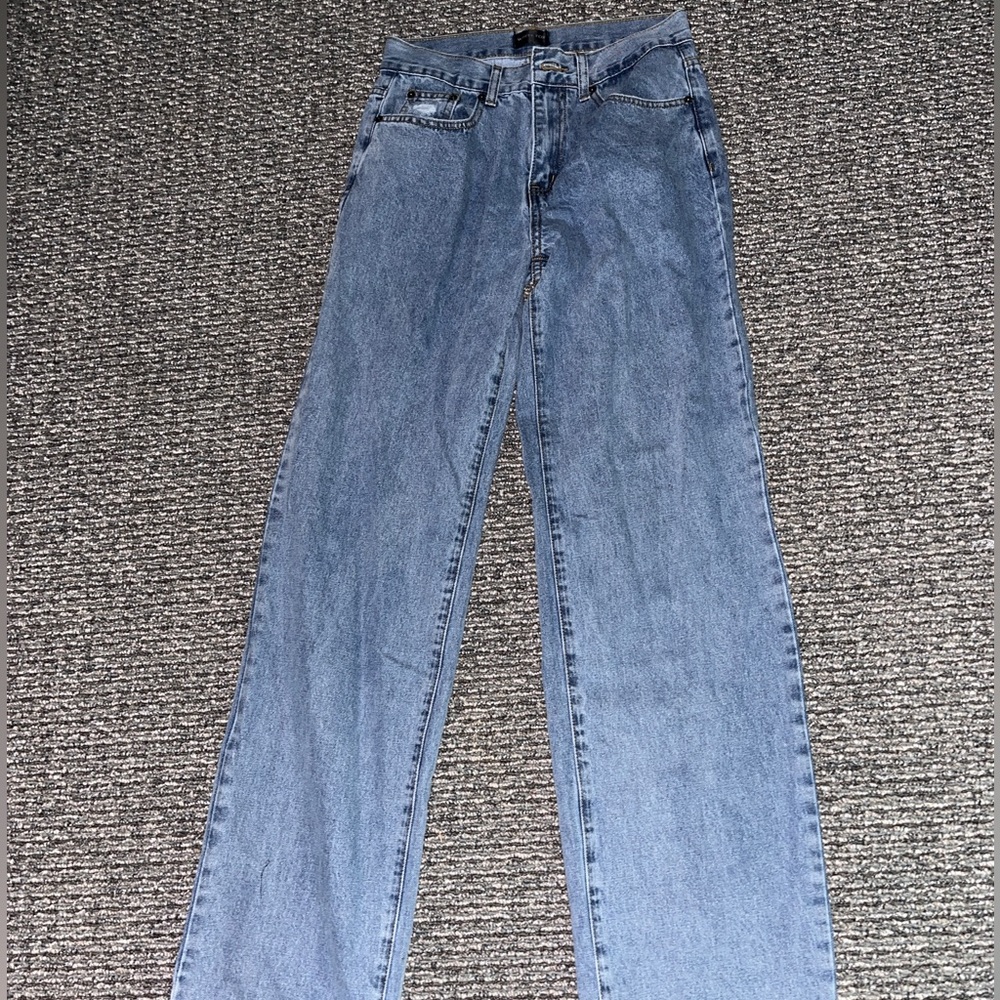Mid rise straight leg jeans blue wash